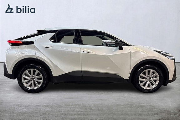 Toyota C-HR 17 of 20