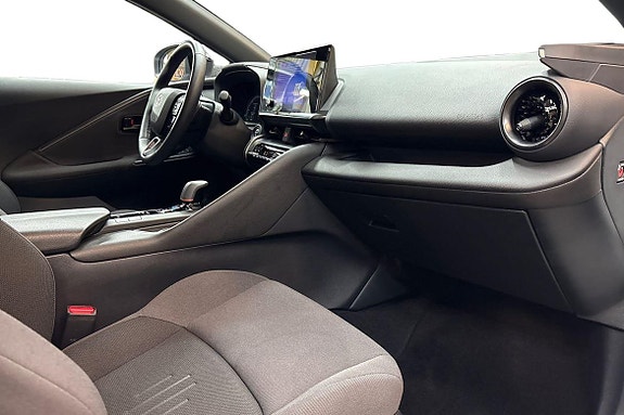Toyota C-HR 6 of 20