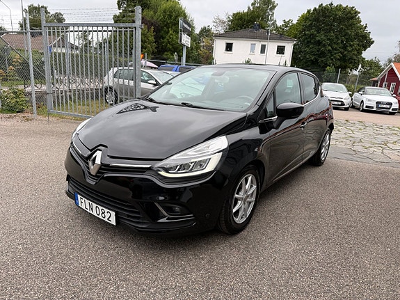 Renault Clio 2 of 22