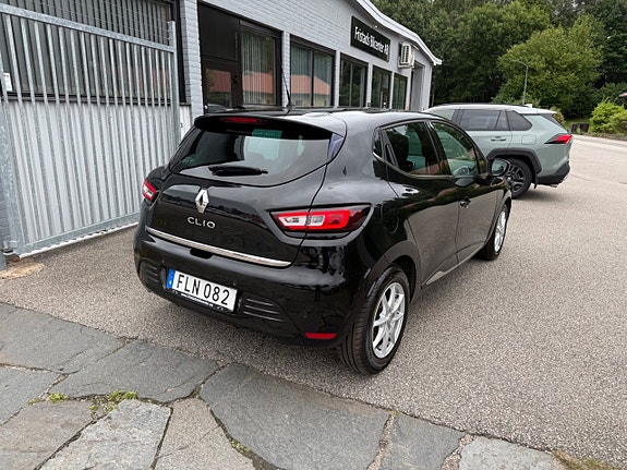 Renault Clio 3 of 22