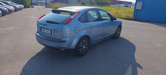 Ford Focus 4 of 5