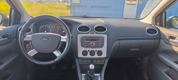 Ford Focus 5 of 5