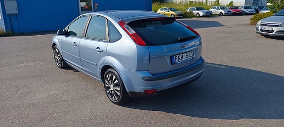 Ford Focus 3 of 5