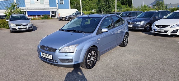Ford Focus 2 of 5