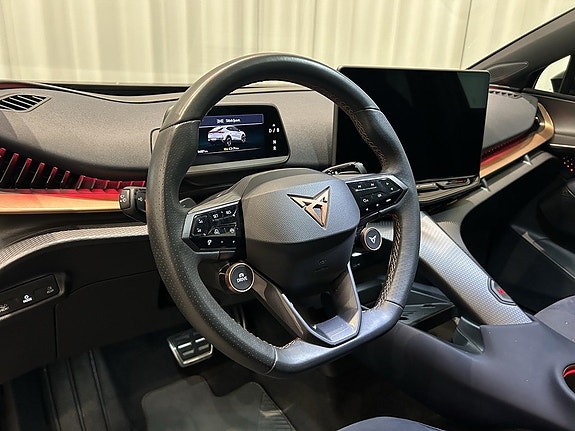 Cupra Tavascan 12 of 17