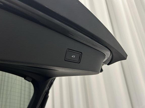 Cupra Tavascan 5 of 17