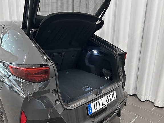 Cupra Tavascan 4 of 17
