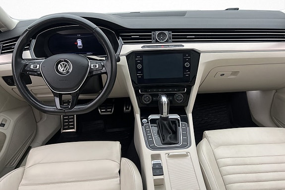 Volkswagen Passat Alltrack 15 of 28