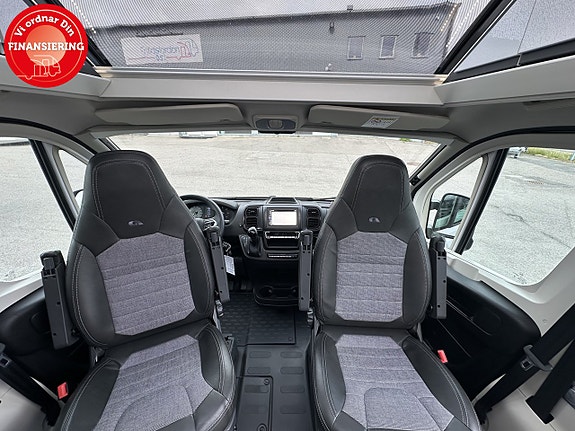 Adria TWIN 640 SLB 9 of 21