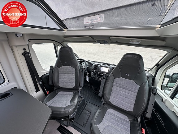 Adria TWIN 640 SLB 8 of 21