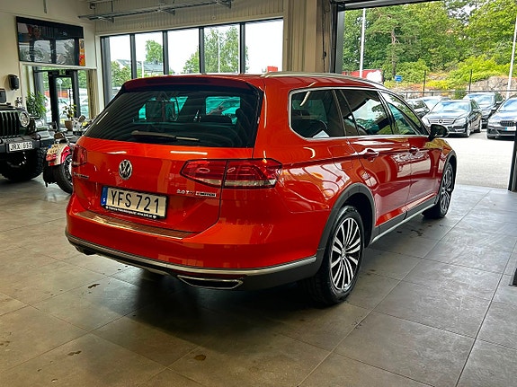 Volkswagen Passat Alltrack 7 of 20
