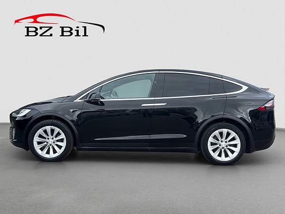 Tesla Model X 2 of 17