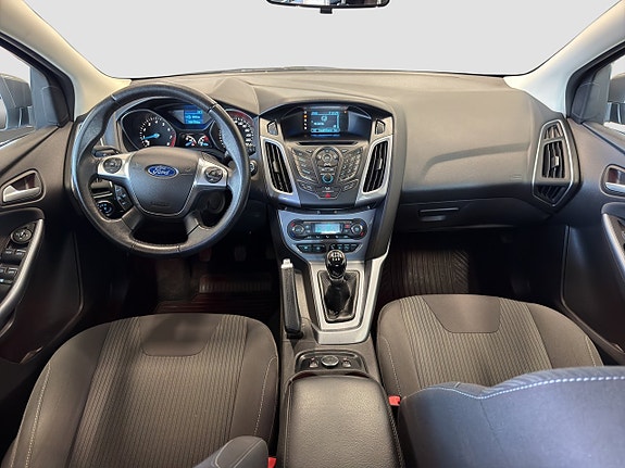Ford Focus 12 of 19