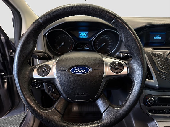 Ford Focus 9 of 19