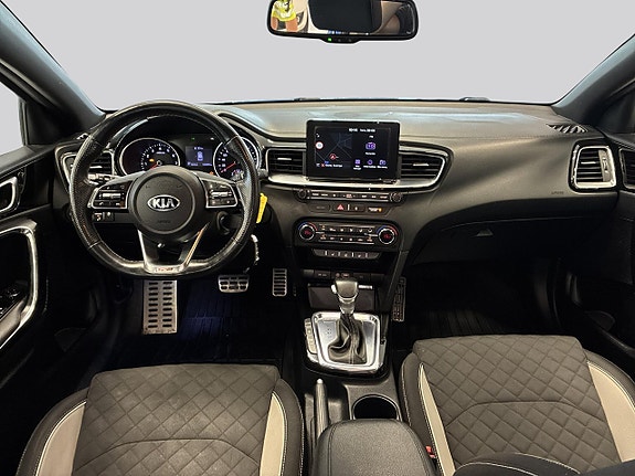 Kia Ceed 7 of 30