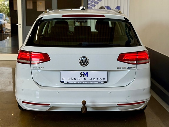 Volkswagen Passat 6 of 19