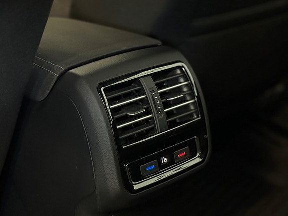 Volkswagen Passat 19 of 19