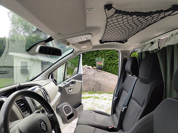 Renault Trafic 6 of 10