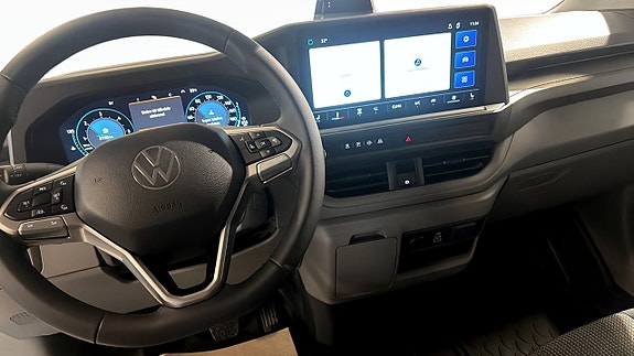 Volkswagen Transporter 10 of 12