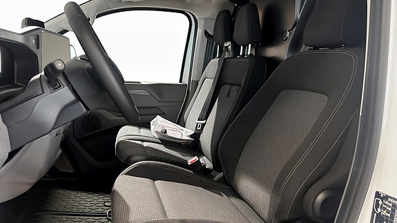 Volkswagen Transporter 8 of 12