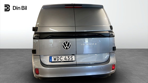 Volkswagen ID. Buzz 5 of 12