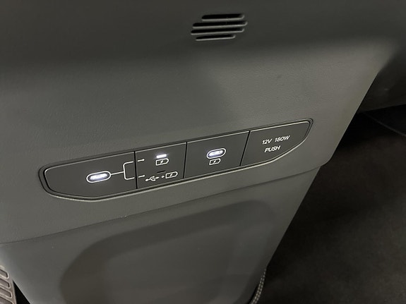 Kia EV9 23 of 30