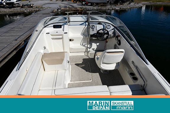 Bayliner 642 Cuddy 5 of 10