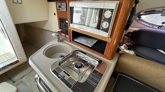 Sea Ray 240 SD Mercruiser 5,0 MPi -06 12 of 21
