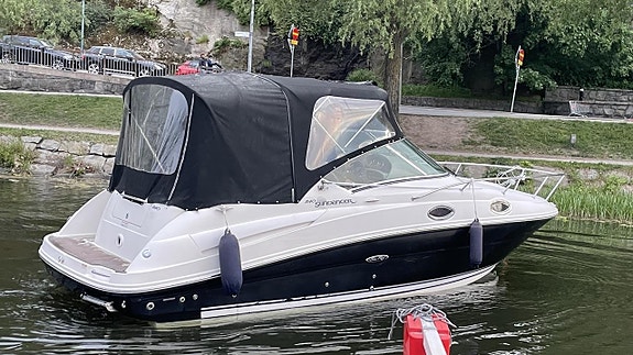 Sea Ray 240 SD Mercruiser 5,0 MPi -06 9 of 21