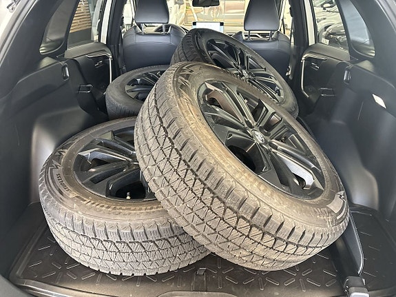 Toyota RAV4 15 of 16