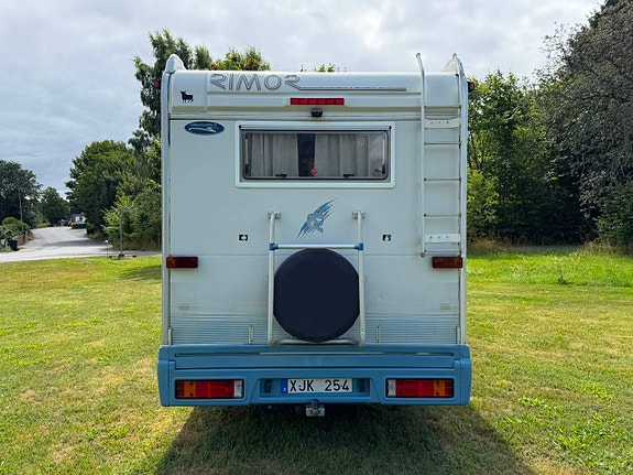 Rimor Super Brig 747 TC – Mercedes-Benz Sprinter 416 CDI 3 of 5