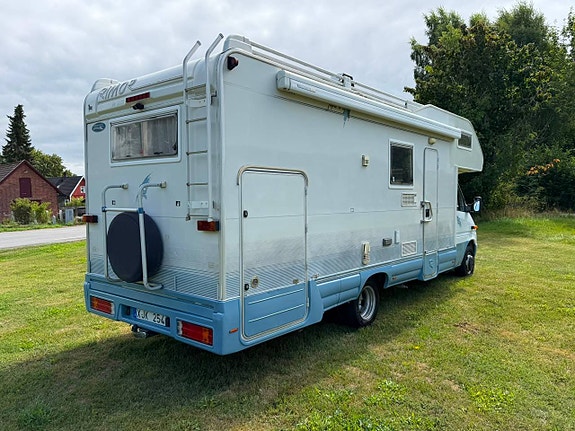 Rimor Super Brig 747 TC – Mercedes-Benz Sprinter 416 CDI 4 of 5