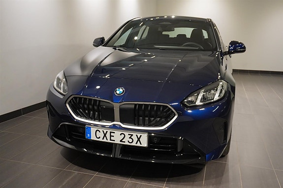 BMW 120 5 of 16