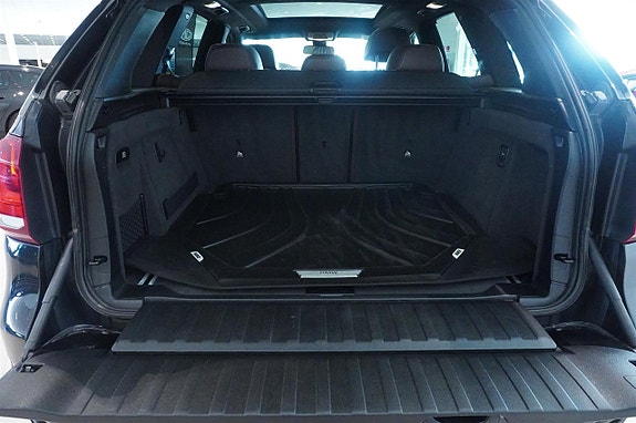 BMW X5 13 of 16