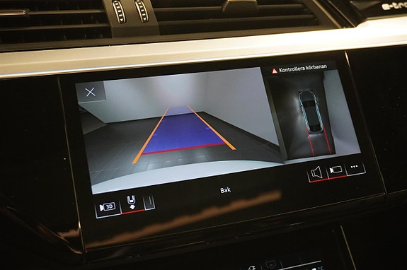 Audi e-tron Sportback 21 of 21