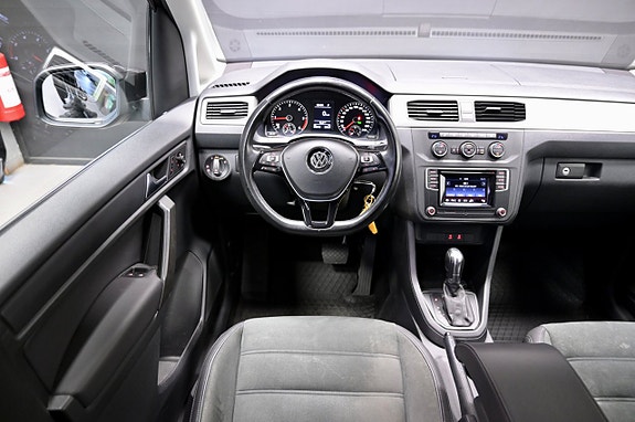 Volkswagen Caddy Maxi 15 of 21