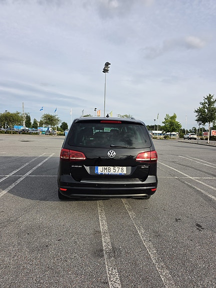 Volkswagen Sharan 7 of 15