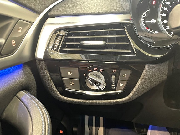 BMW 530e 25 of 26