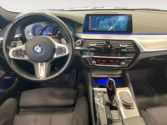 BMW 530e 11 of 26