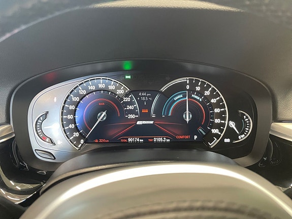 BMW 530e 13 of 26