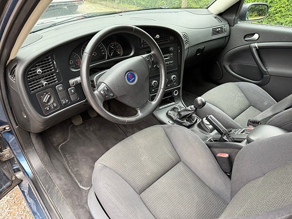 Saab 9-5 12 of 23