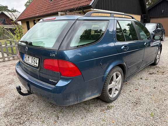Saab 9-5 6 of 23