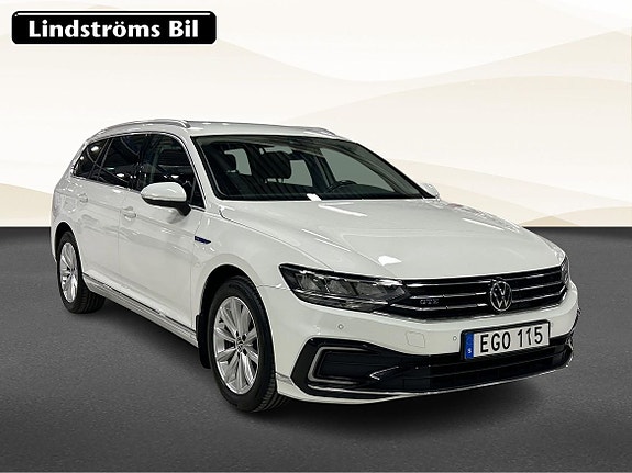 Volkswagen Passat 3 of 20