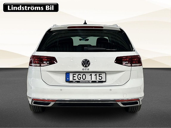 Volkswagen Passat 7 of 20