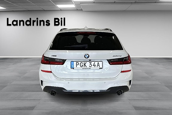 BMW 330e 4 of 9