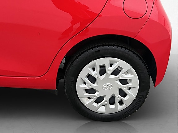 Toyota Aygo 22 of 24