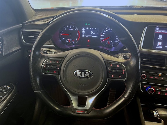 Kia Optima 12 of 21