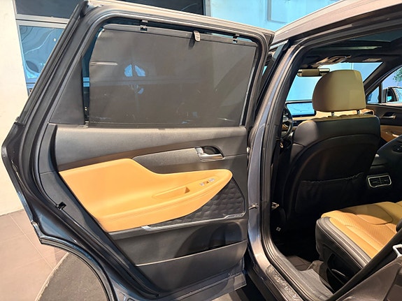 Hyundai Santa Fe 24 of 30
