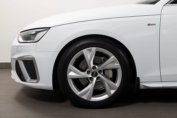 Audi A4 4 of 23