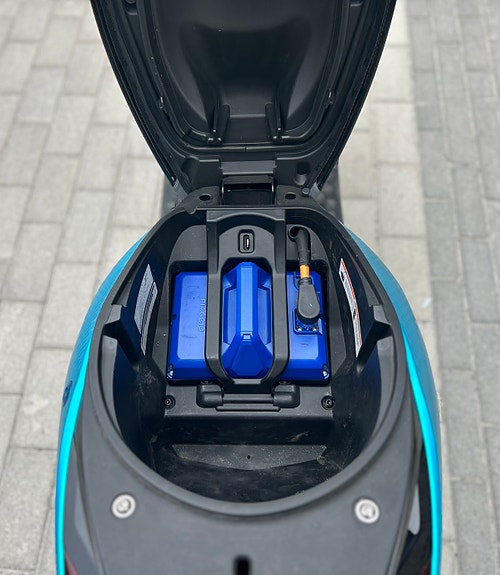 Piaggio 1 3 of 5